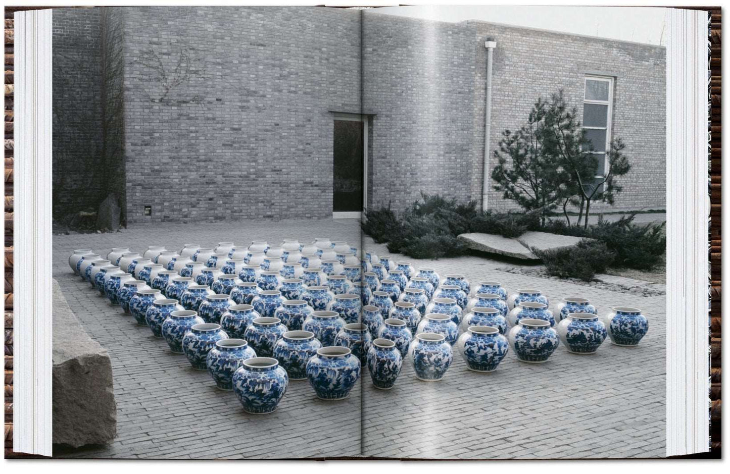 Ai Weiwei. 40th Anniversary Edition DEIMOTIV