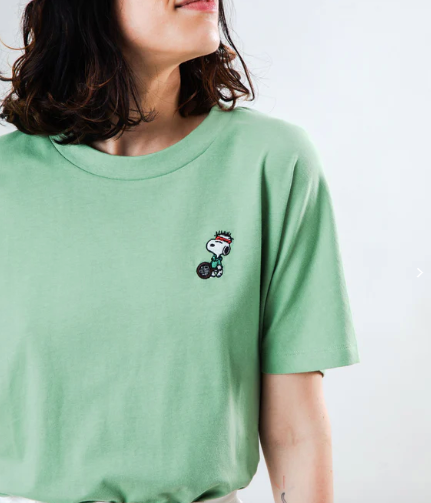 Camiseta Peanuts Tennis Snoopy Verde unisex