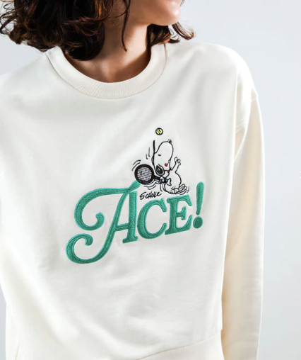 SUDADERA PEANUTS TENNIS ACE SNOOPY ROUNDED ECRU