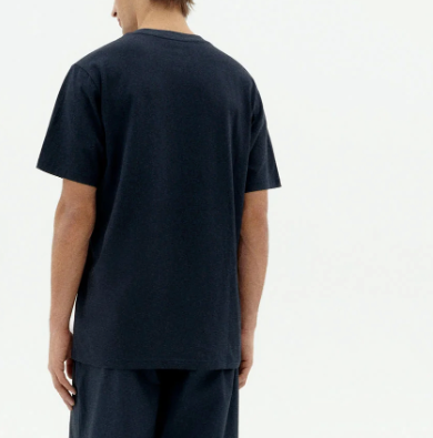 Camiseta bordada a mano Zach