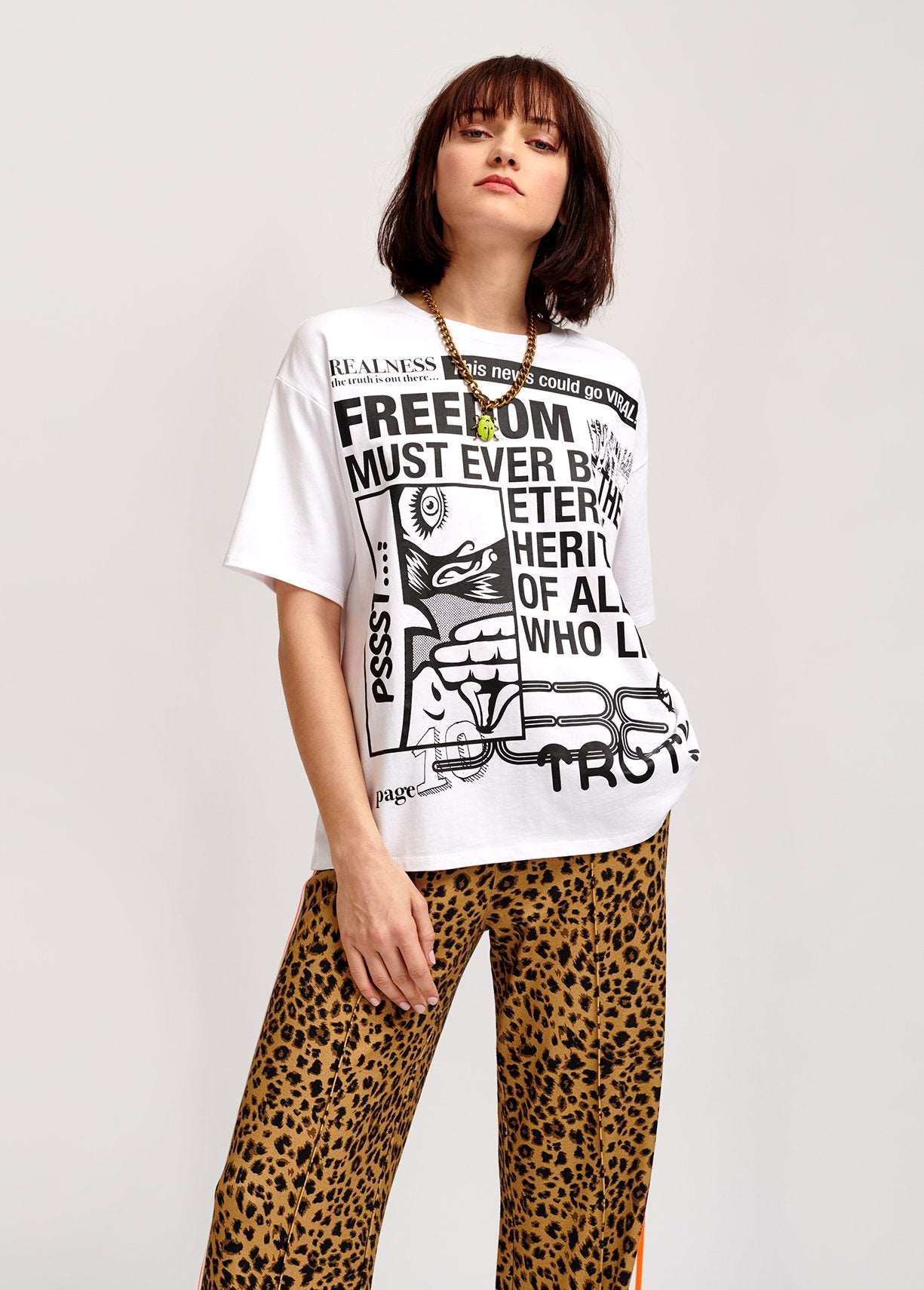 Essentiel Artwerp Camiseta News DEIMOTIV