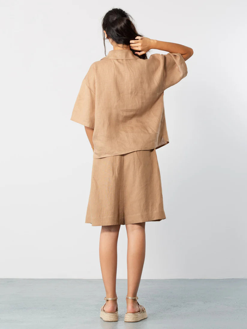 BLUSA CORTA DE LINO