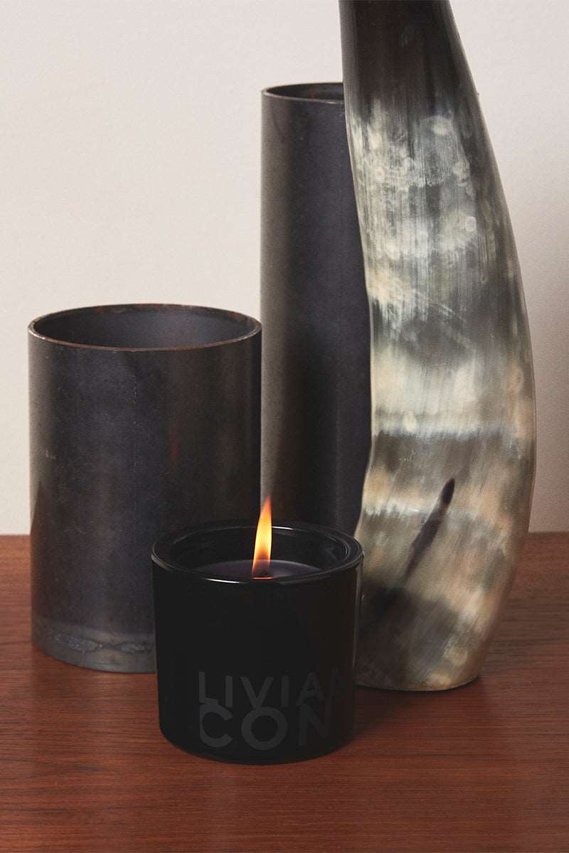 Liviana Conti Vela Black DEIMOTIV