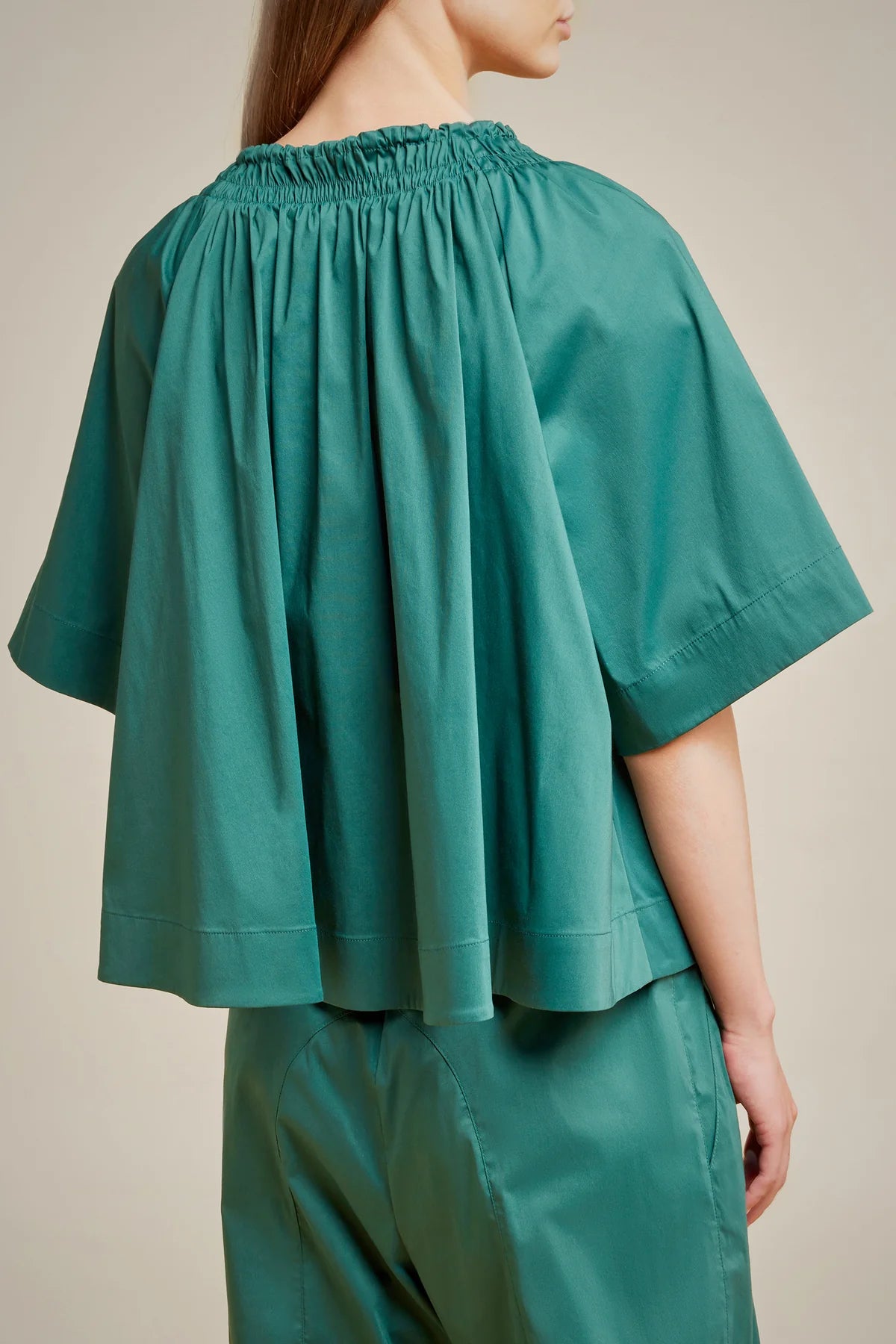 Blusa verde esmeralda