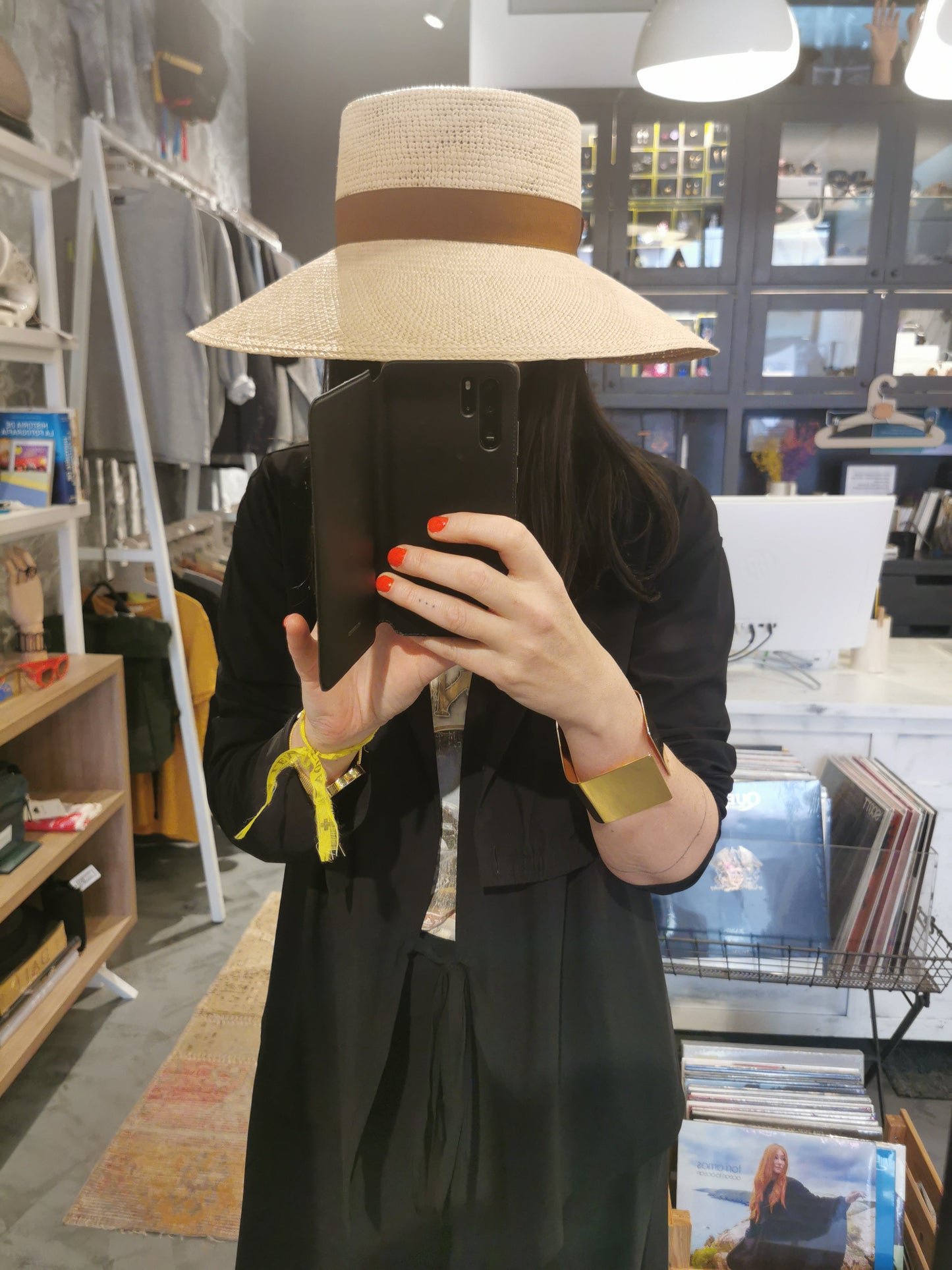 Signes Sombrero estilo cúpula DEIMOTIV