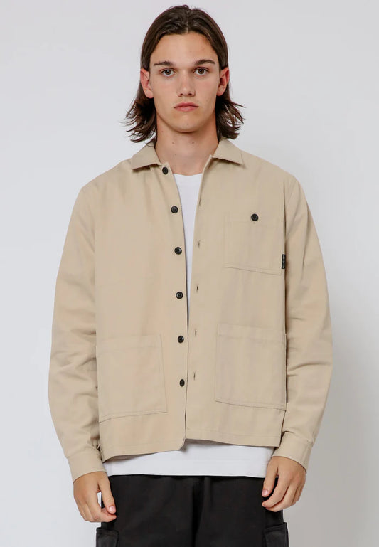 chaqueta fina beige