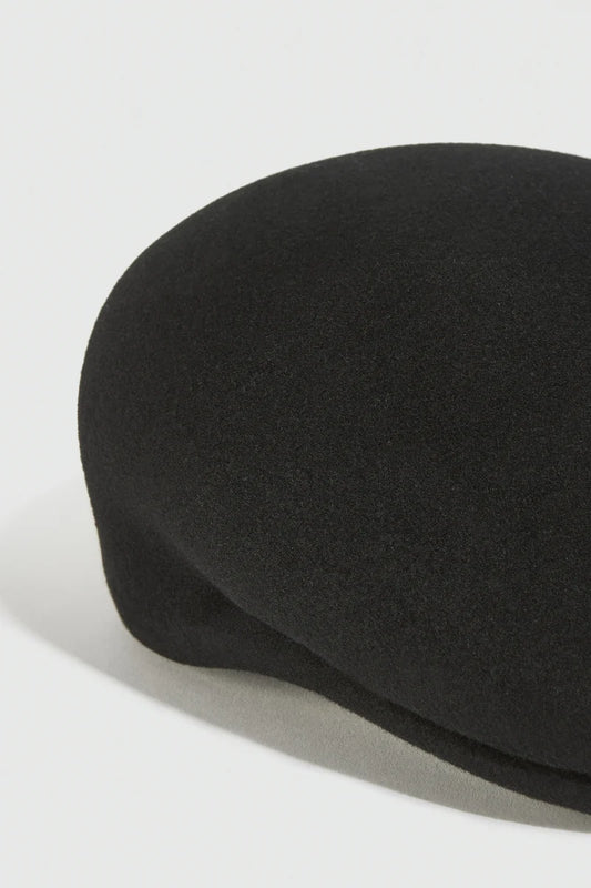LIVIANA CONTI FLAT CAP GLORIA