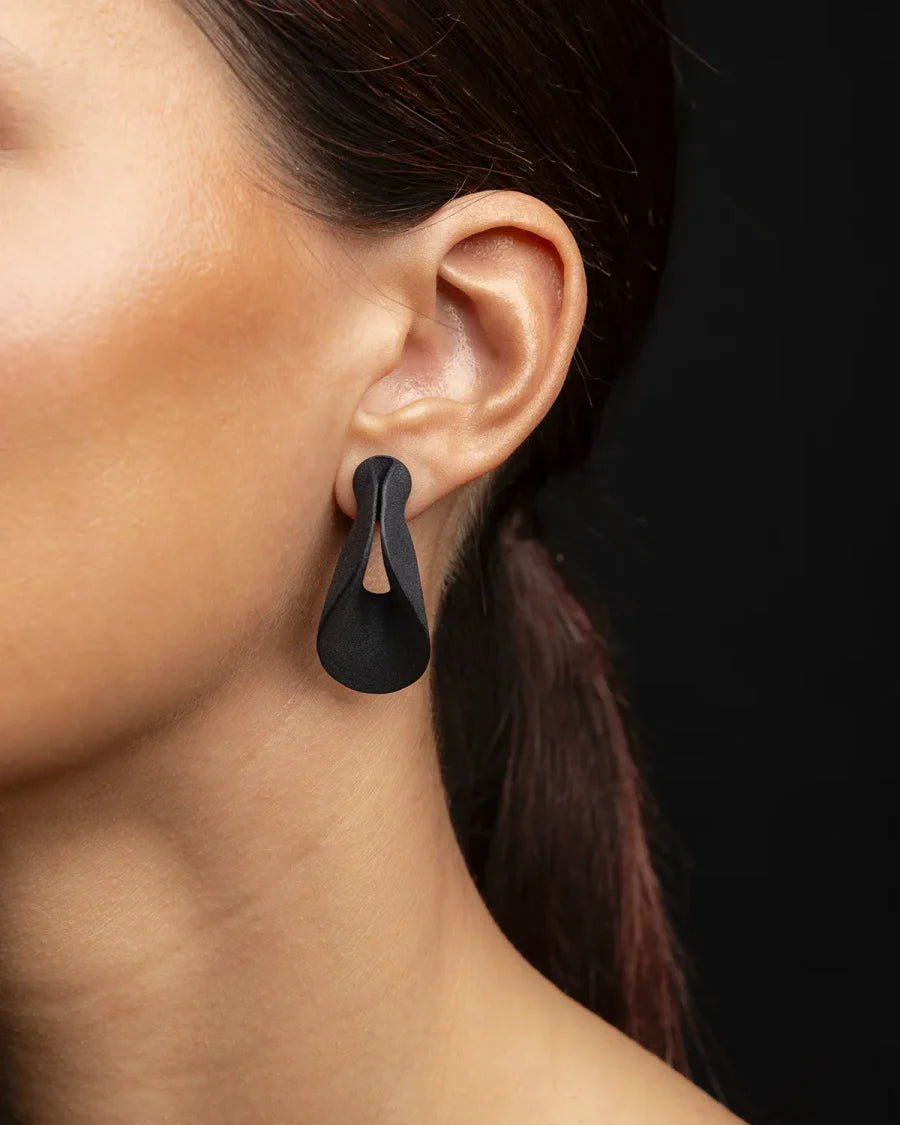 Cora Earrings 1