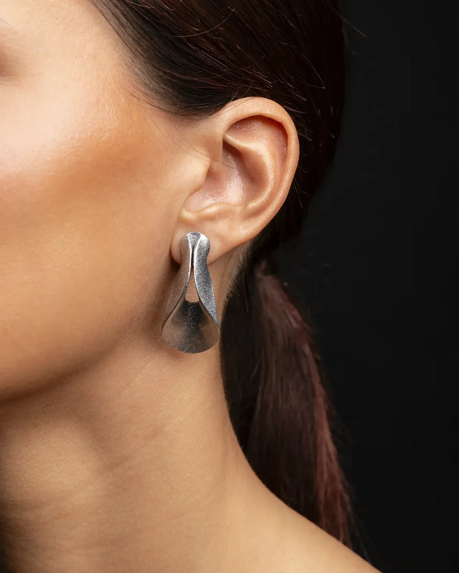 Cora Earrings 1