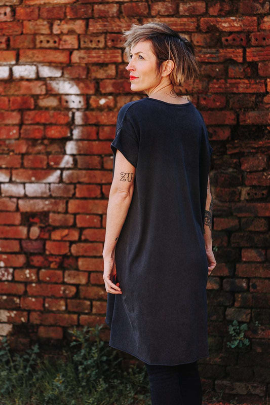 Hika Basque Brand Vestido Oversize Copenhage DEIMOTIV