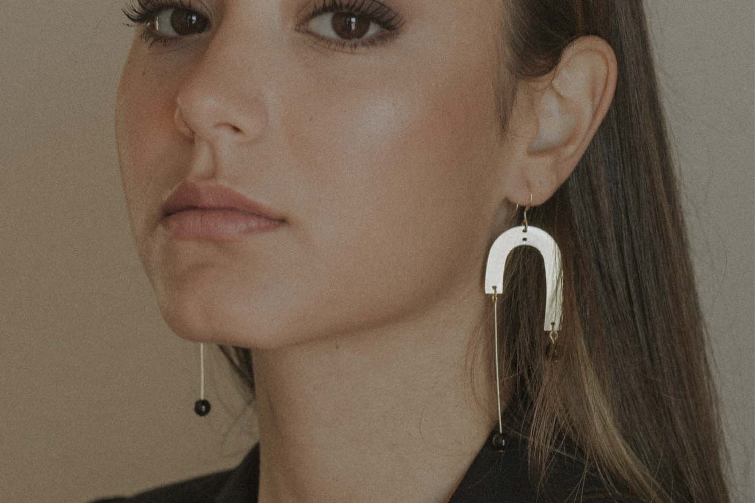 Lia B Pendientes Onix Équilibre DEIMOTIV