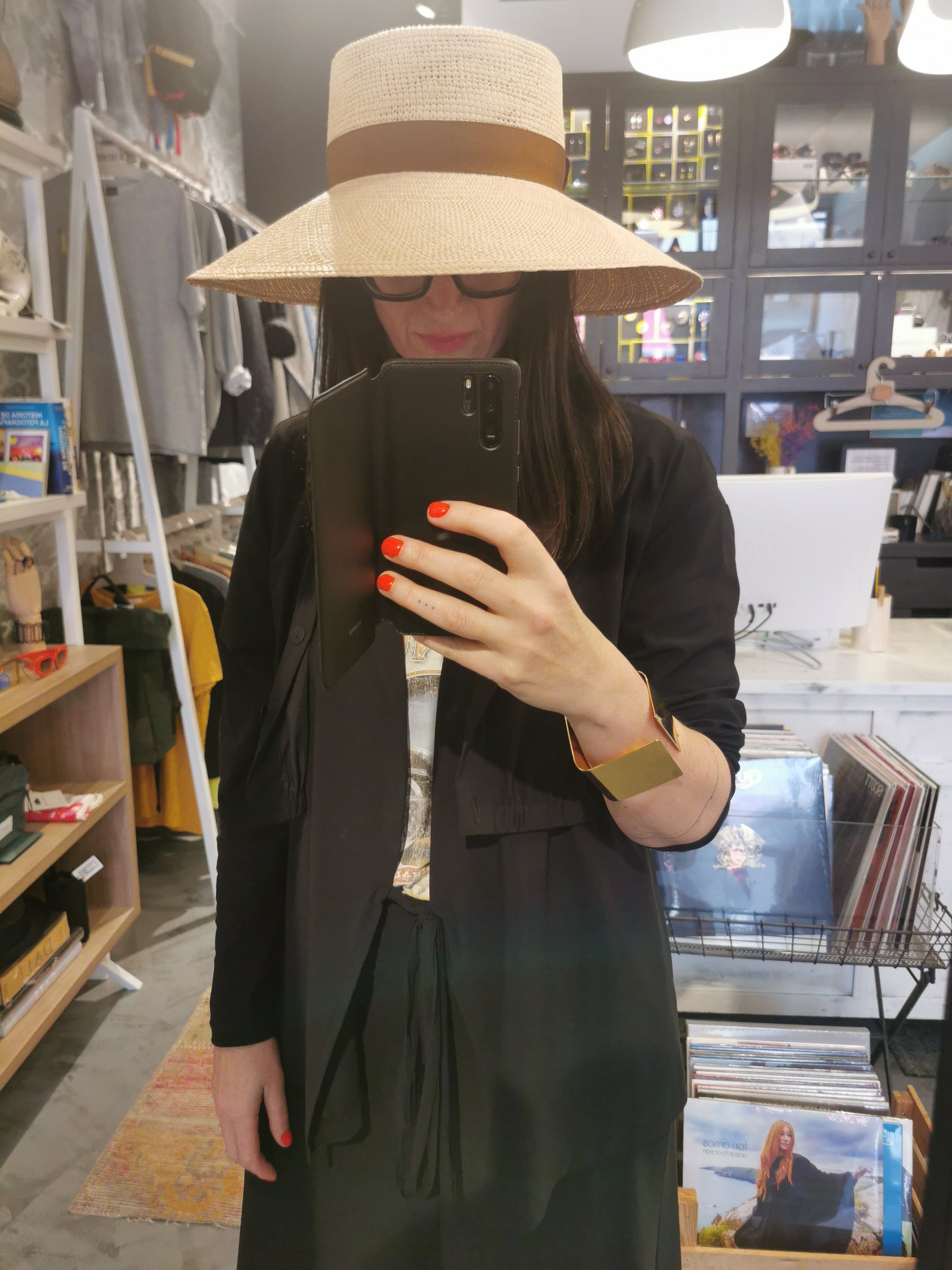 Signes Sombrero estilo cúpula DEIMOTIV