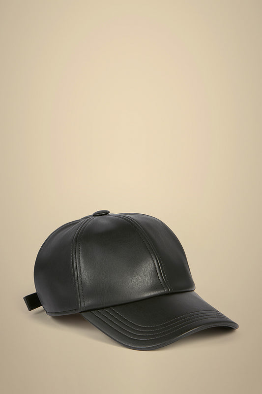Liviana Conti Cap Black