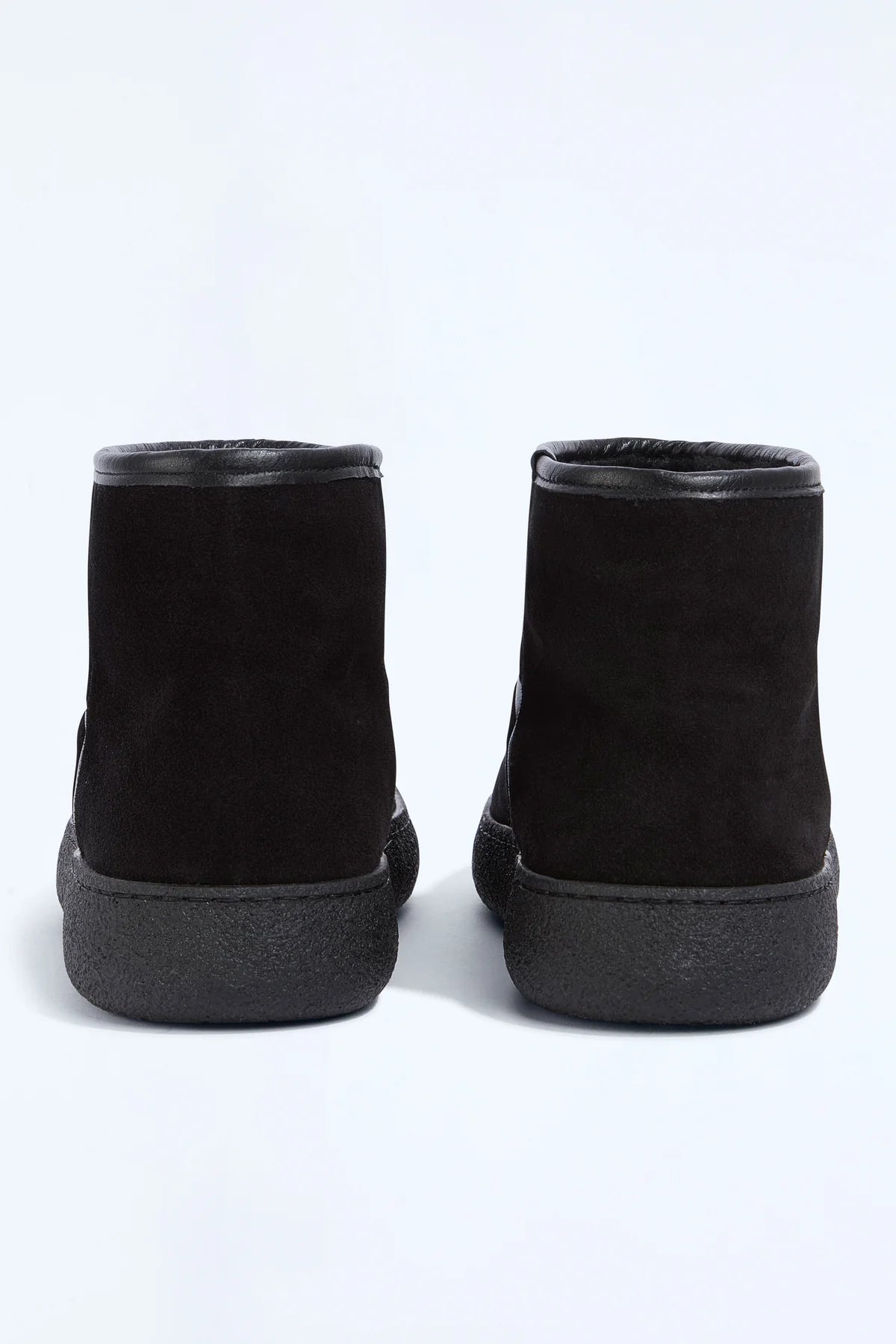 MELANIE BOOTS