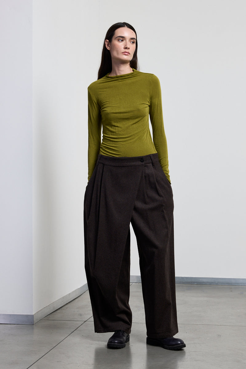 PANTALON CRUZADO DE LANA